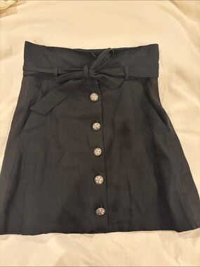 High-Waist Black Linen Button-Front Skirt with Tie Waist